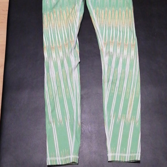 Fitted pants - Picture 2 of 2